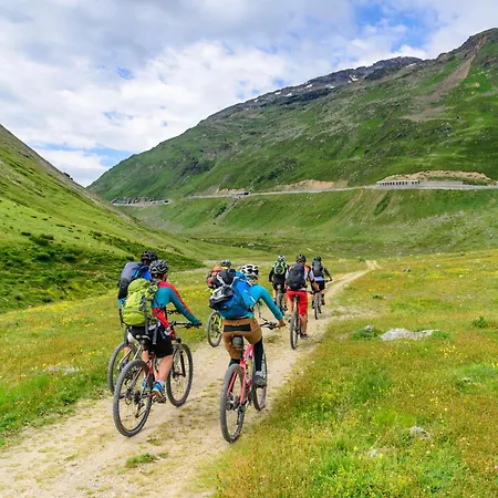 Martina In - Out 50m - Happy * Livigno